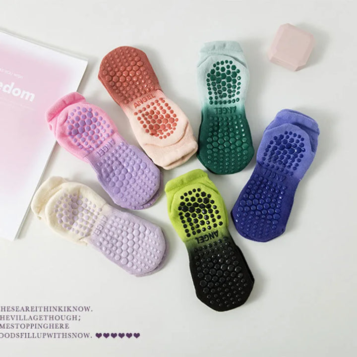 Non-Slip Gradient Yoga Socks for Women