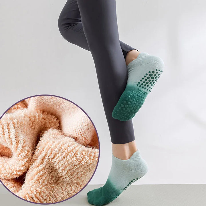 Non-Slip Gradient Yoga Socks for Women